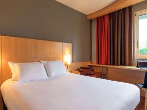 Hotels ibis Quimperle : photos des chambres