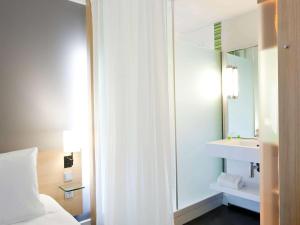 Hotels ibis Styles Nantes Reze Aeroport : photos des chambres