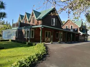 Awatuna Homestead - Kakapotahi