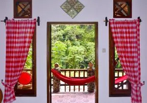 The Hangout@ EcoTravel - Kualagemoh