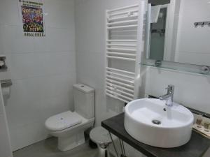 Hotels Hotel Sur Le Quai : photos des chambres