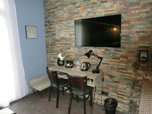 Hotels Hotel Sur Le Quai : photos des chambres