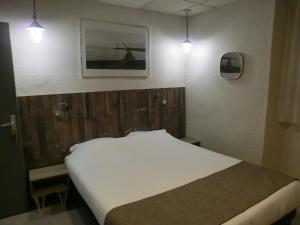 Hotels Hotel Sur Le Quai : photos des chambres