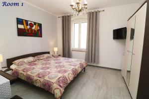 Old Town Rooms and Apartment