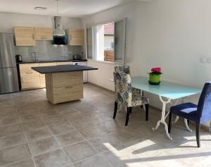 Maison calme à Beaune - 3hvězdičkové hotely ve městě Beaune