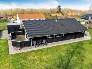 8 person holiday home in Sydals