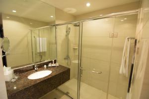 Ramada by Wyndham Manila Central