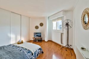 Appartements Chic and spacious apart with parking : photos des chambres