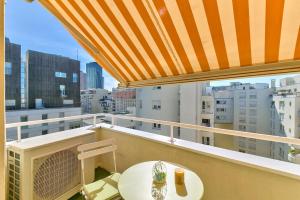 Appartements Chic and spacious apart with parking : photos des chambres