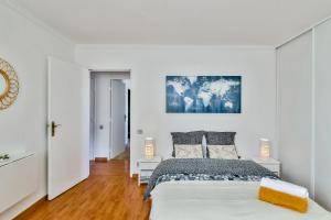 Appartements Chic and spacious apart with parking : photos des chambres