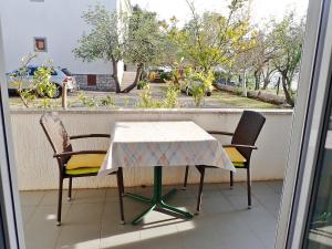 Apartments SIDRO on the beachfront