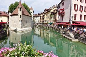 Hotels Campanile Annecy Centre - Gare : photos des chambres