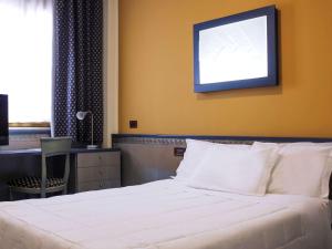 Standard Twin Room room in Ibis Styles Palermo President