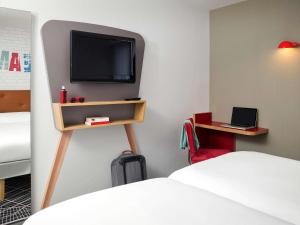 Hotels ibis Styles Chartres Metropole : photos des chambres