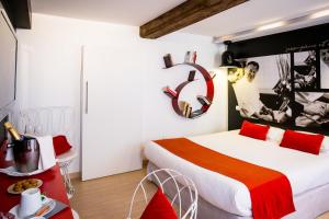 Hotels Hotel des Ducs : photos des chambres