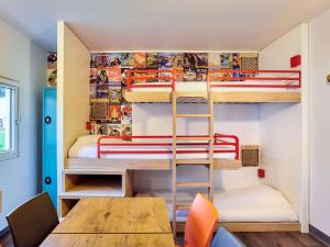Hotels hotelF1 Lille Englos : photos des chambres