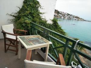 Armenistis View Studios Ikaria Greece