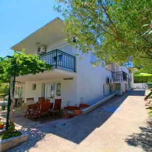 Apartments Neven - Drače