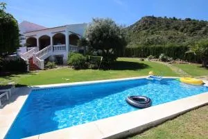 Villa con panorámicas sobre el mar y la montaña - Alhaurín de la Torre