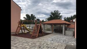 Apartments Kuk