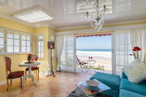 Haus am Strand - on the Beach