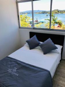 Aptos vista al Embalse, frente al lago, Restaurantes, Bares