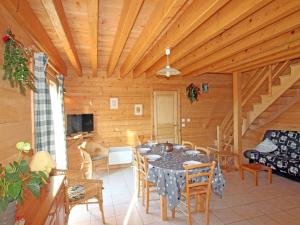 Chalets Lovely chalet in Vosges with shared pool : photos des chambres