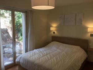 Maisons de vacances new! Villa vue mer panoramique proche plages Saint-Tropez calme parking facile piscine privee individuelle : photos des chambres