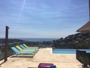 Maisons de vacances new! Villa vue mer panoramique proche plages Saint-Tropez calme parking facile piscine privee individuelle : photos des chambres