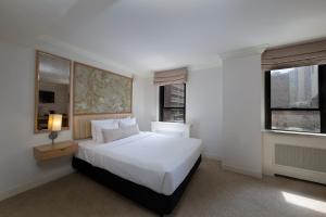 Petite Classic room in Warwick Allerton Chicago