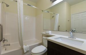 King Studio with Sofa Bed room in Candlewood Suites San Marcos an IHG Hotel