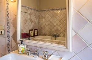 Villas Villa Les Glycines : photos des chambres