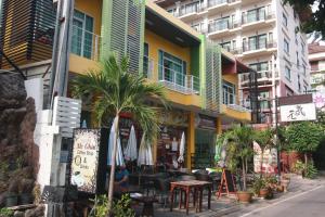 Room 6 pattaya tower