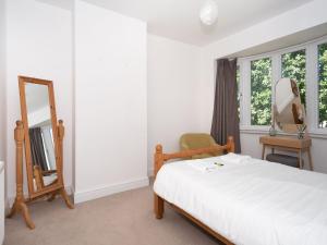 36 Westminster Road Bright & Spacious 2-Bed Home in York with Garden Pass the Keys