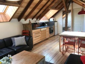 Appartement Duplex avec Jardin Attenant