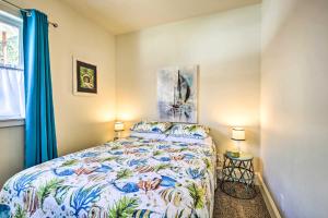 Oceanfront Cottage with Deck and Secluded Beach Access!