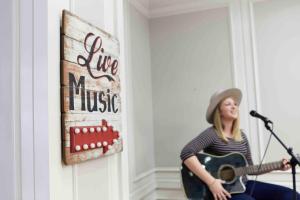 Holiday Inn Express Nashville-Downtown - Broadway by IHG