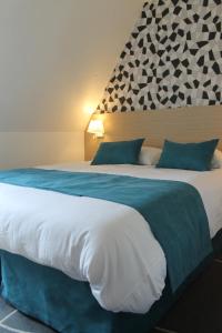 Hotels Hotel Le Blason : photos des chambres