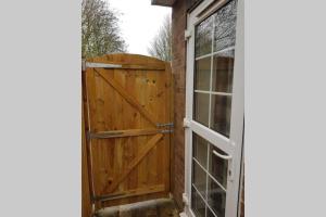 Cosy, self contained annex