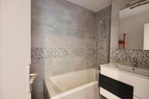 APPARTEMENT LUMINEUX AVEC 2 BALCONS - MORZINE - 6 PERSONNES - NANTAUX 17 B