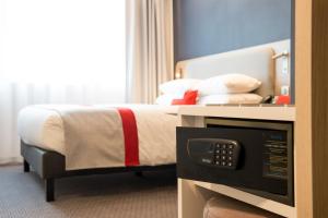 Hotels Holiday Inn Express - Paris - CDG Airport, an IHG Hotel : photos des chambres