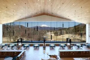 軽井沢浅間プリンスホテル (Karuizawa Asama Prince Hotel)