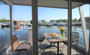 Tiny floating house, Mallorca