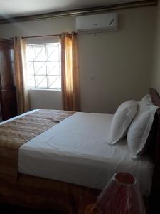 Paradise Place Grande King