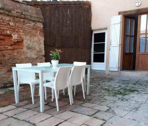 Maisons d'hotes Auberge des chemins : Chambre Double - Vue sur Jardin