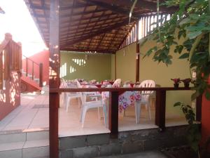 Flores de Búzios Suítes