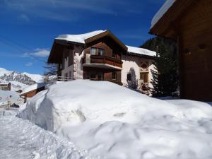 Appartment & Taxi Tirana