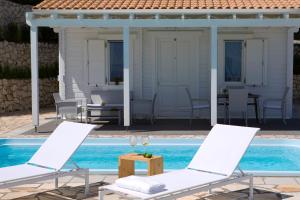 Vasiliki Cottages