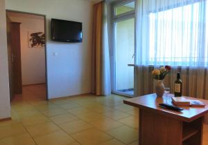 KARL Haus KMB Seeappartement am Ossiacher See, Hallenbad, Skiarena Gerlitzen