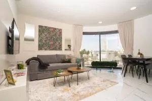 HolySuite Even Israel - El Muṣrāra